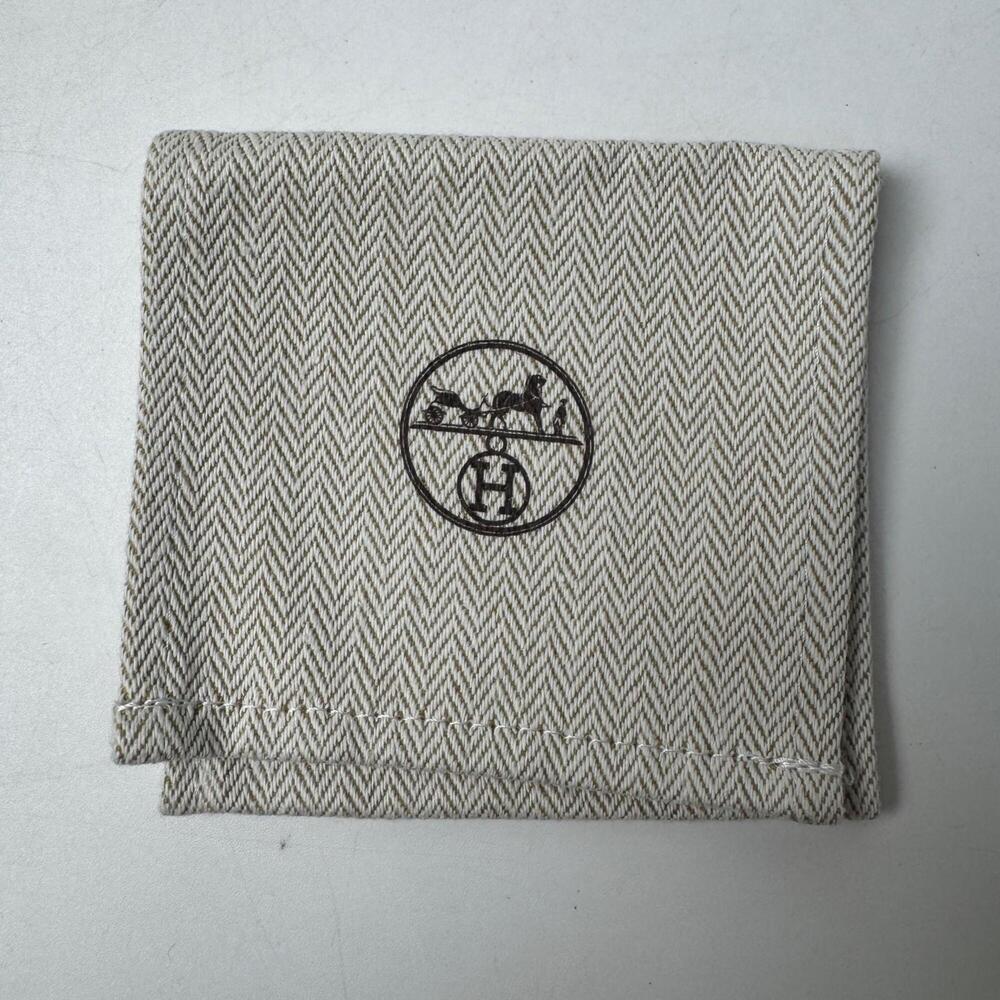 HERMES Silver Scarf - Picture 8 of 8
